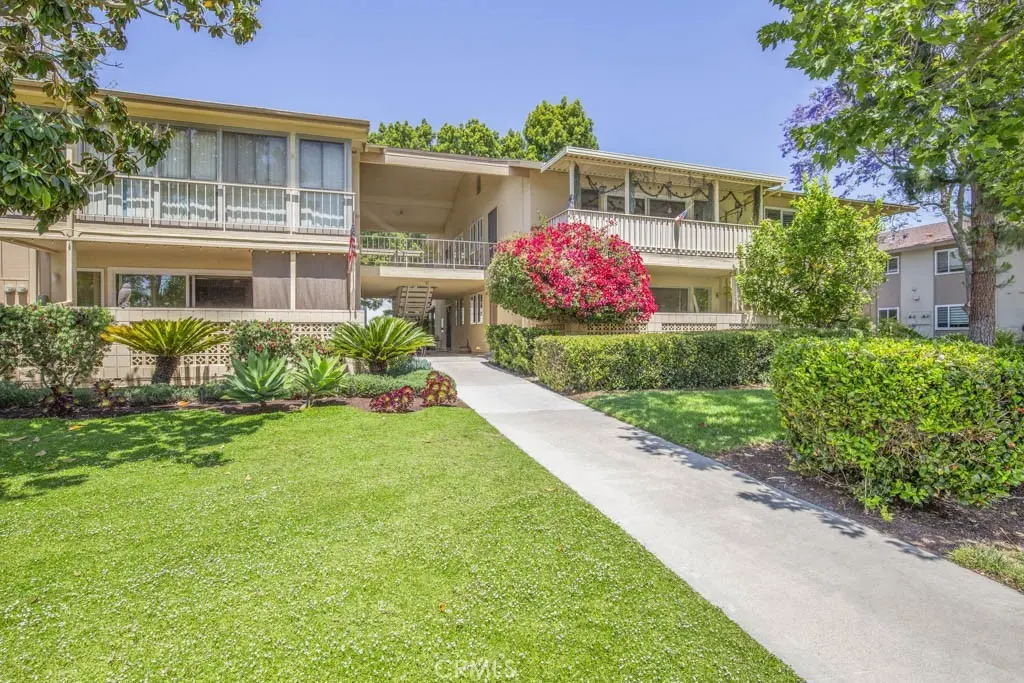 40 Calle Aragon Unit T