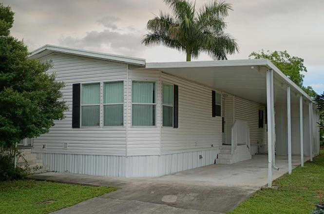 2080 SW 85th Ave