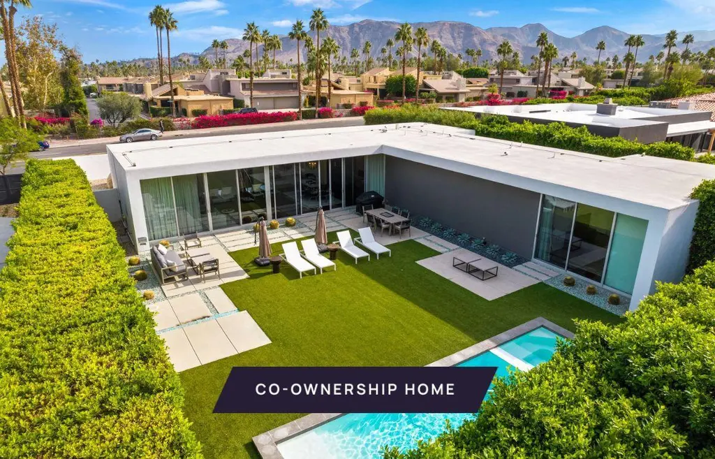 1961 S Palm Canyon Dr