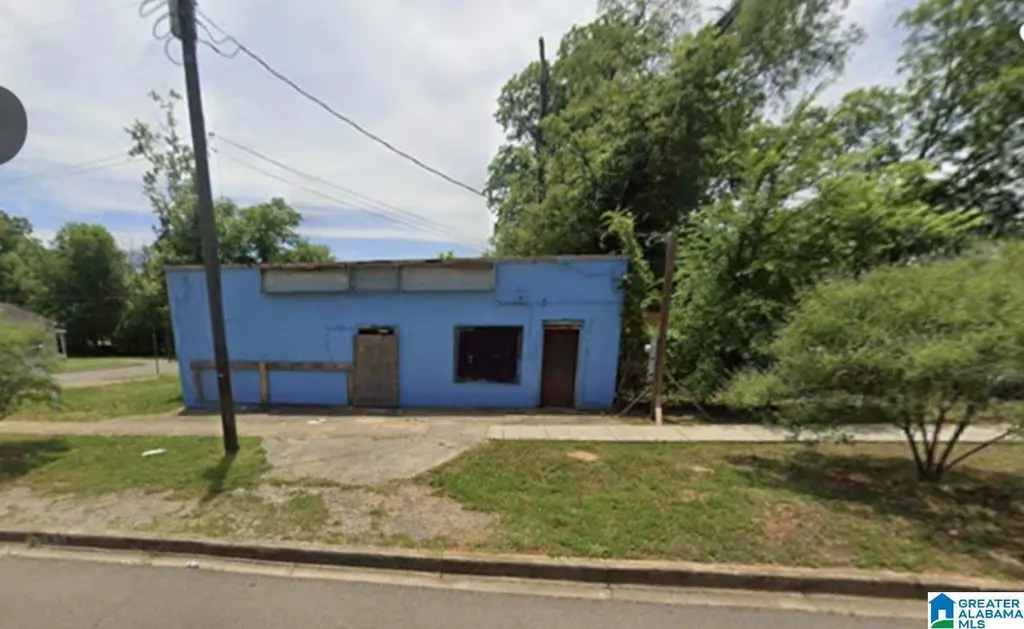 118 1st St S