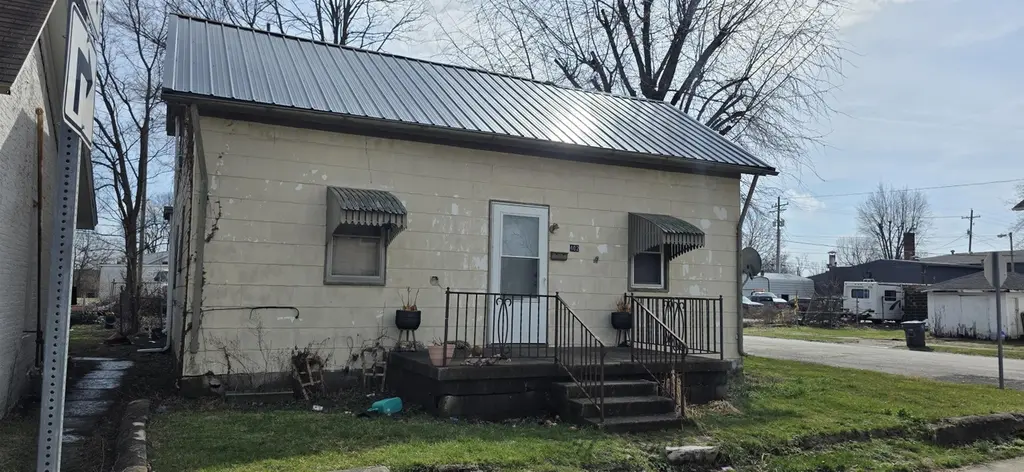402 Eastern Ave