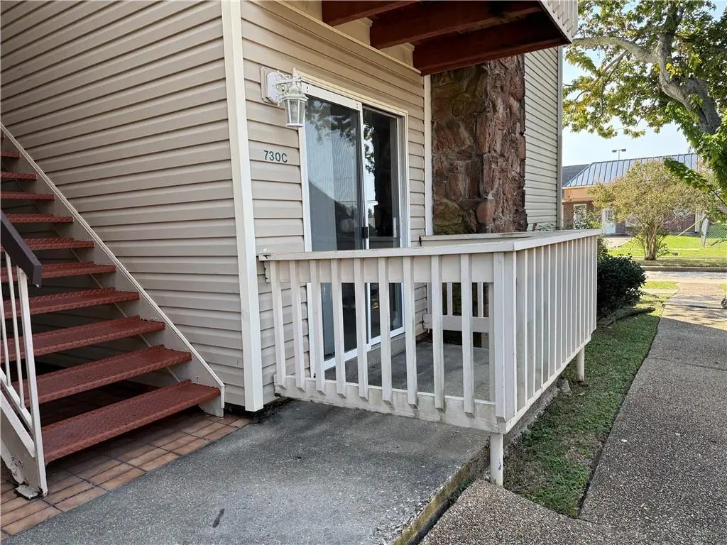 730 Village Rd Unit C