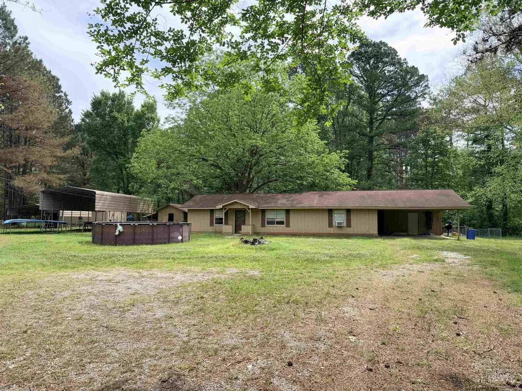597 Ashley Road 5