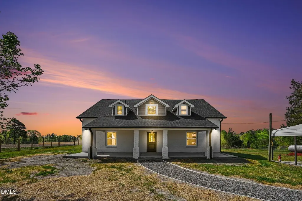 1325 Charlie Carr Rd