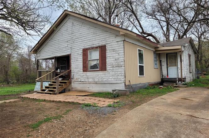 726 NE 6th
