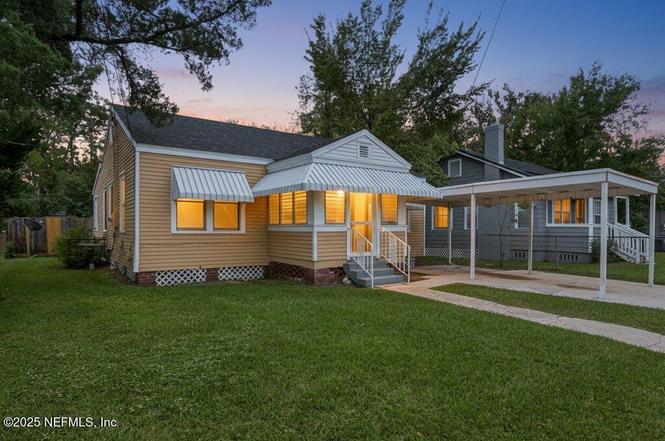 404 Demper Dr