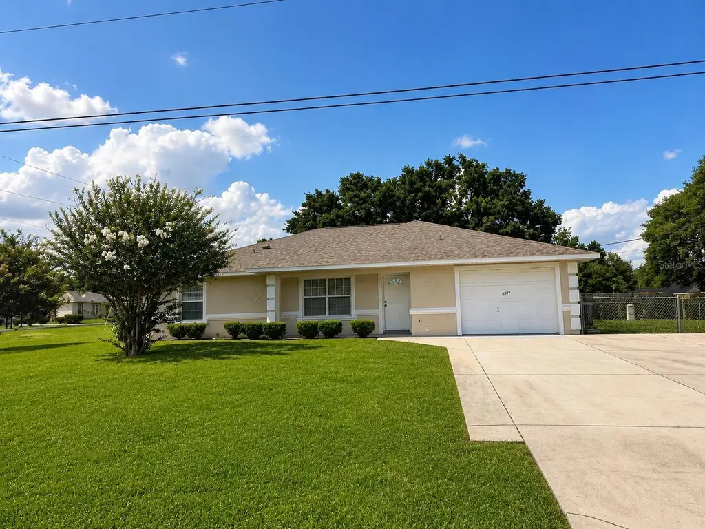 5921 Pecan Rd
