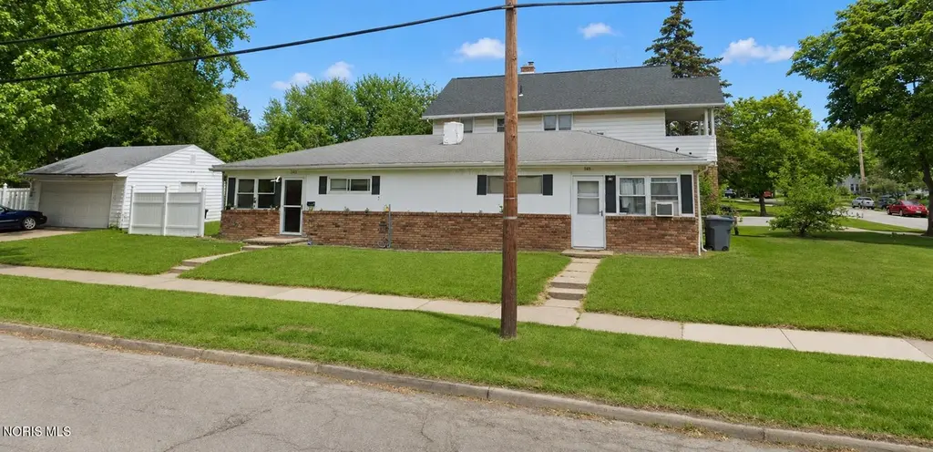 1142 Eleanor Ave
