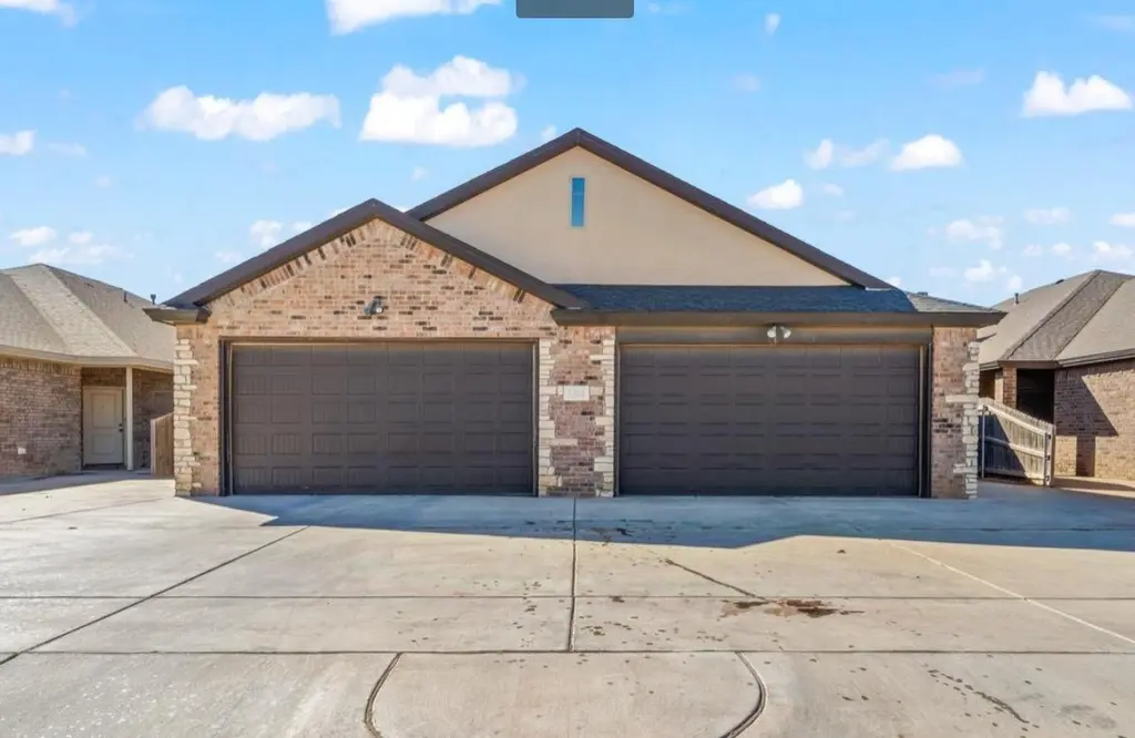 1215 Preston Trl