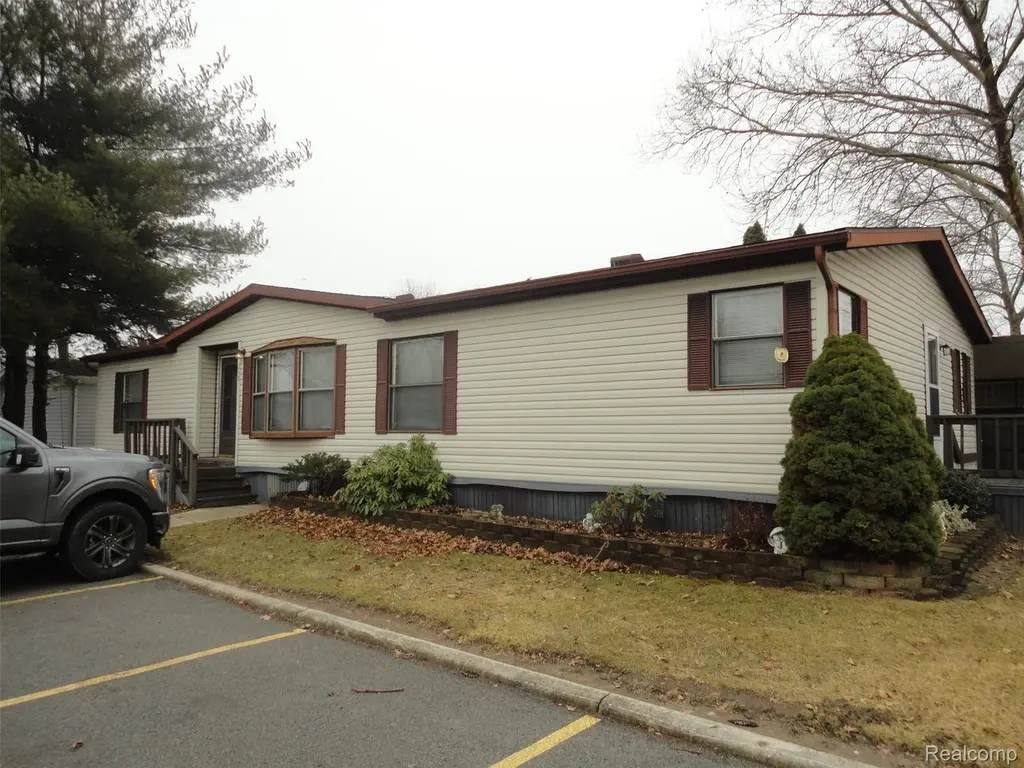 268 Highlands Dr