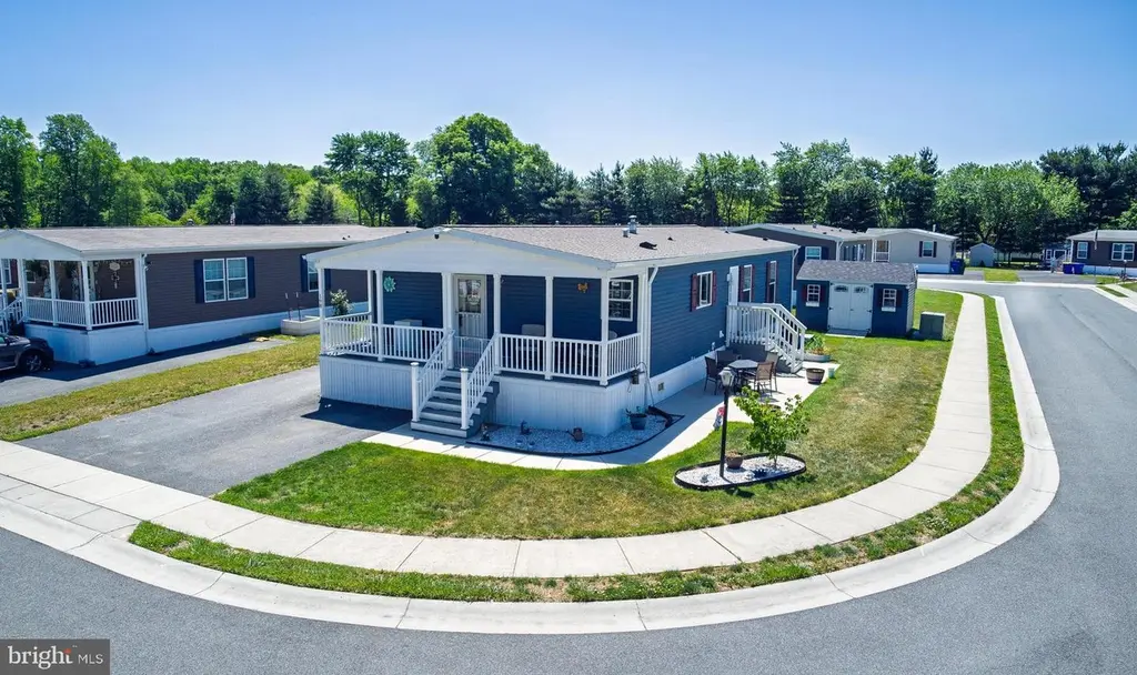198 Indigo Cir