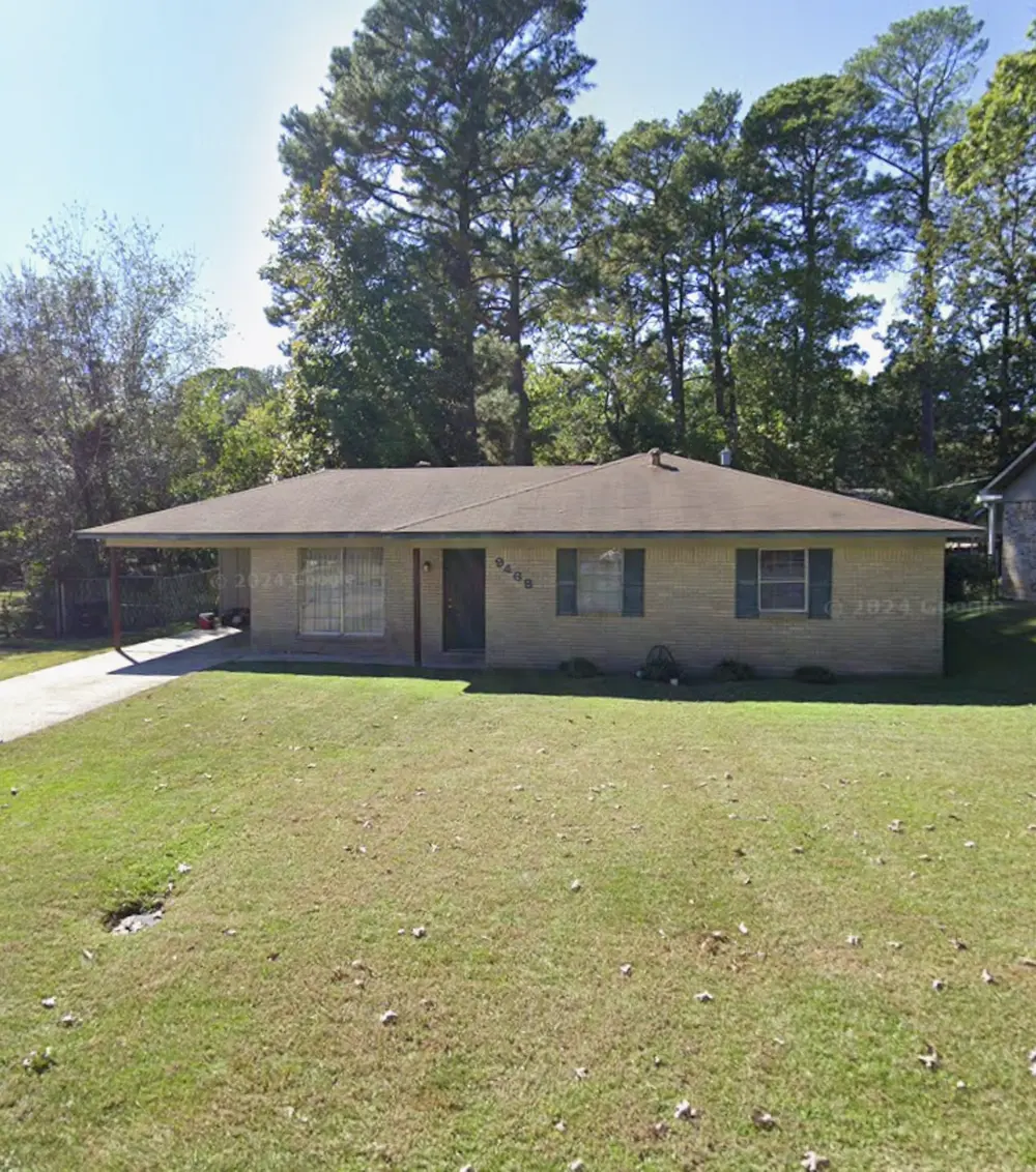9468 Boxwood Dr