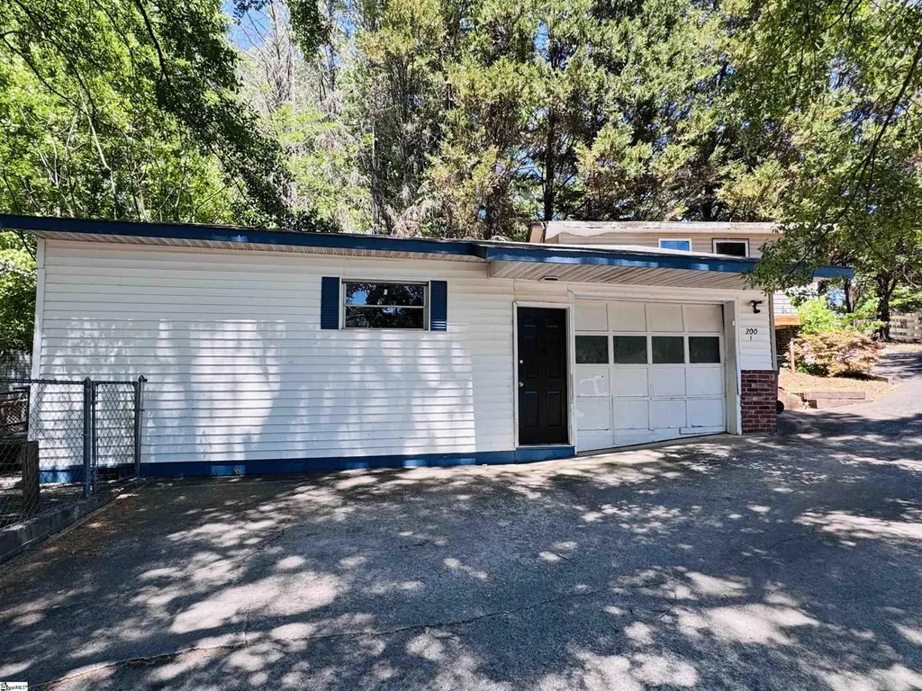 200 Hayes Rd