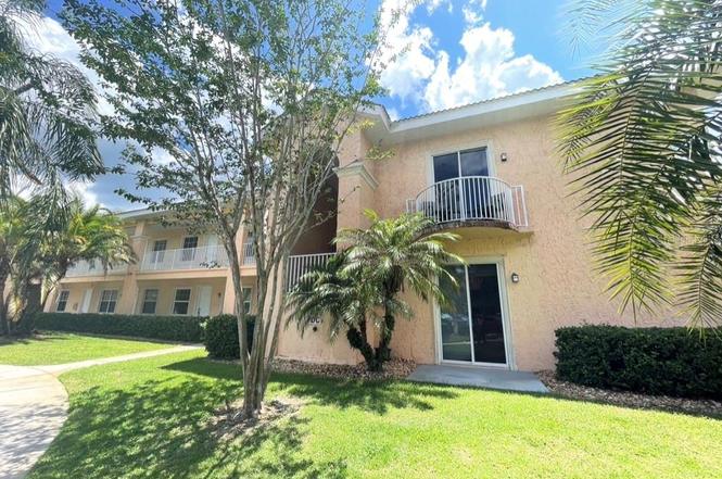 6801 Dali Ave #206