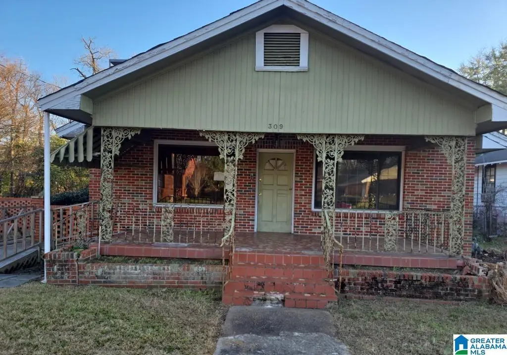 309 Wade St