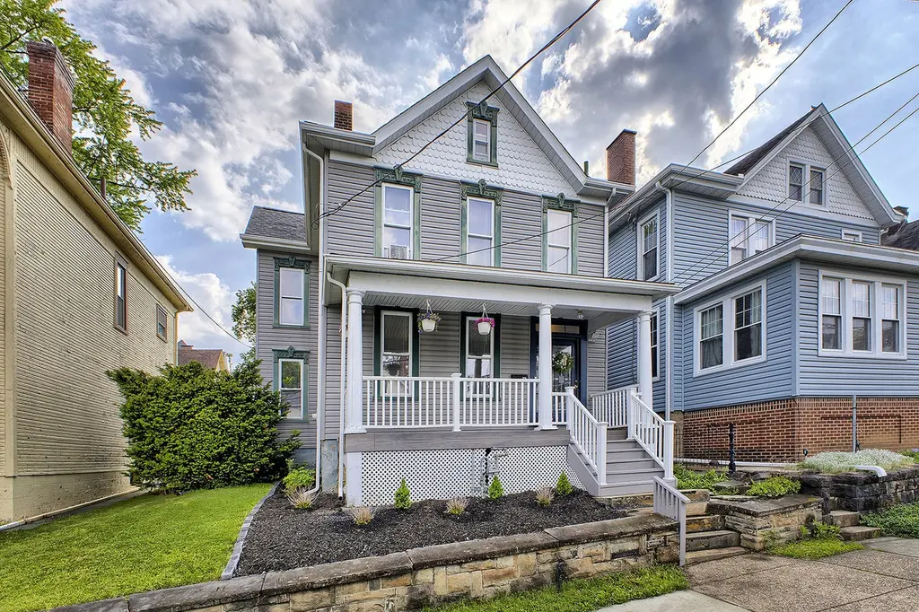 129 Alexander Ave