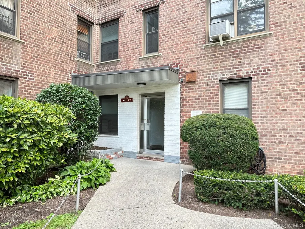 112-19 34th Ave Unit 4F