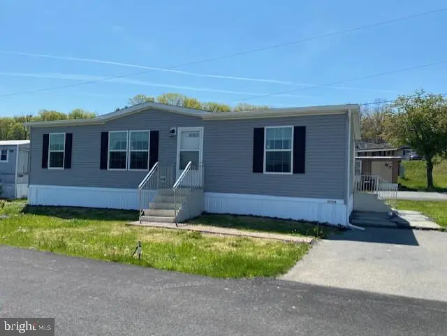 10104 Fernwood Ln
