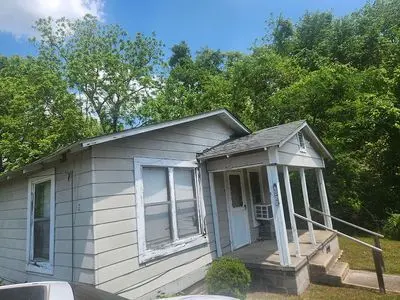 7450 Mississippi Ave