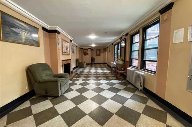 61-40 Saunders St Unit D24