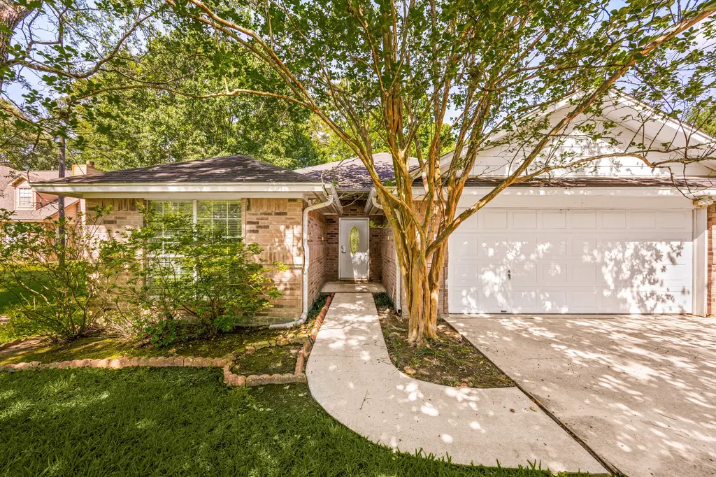 811 Carson Dr