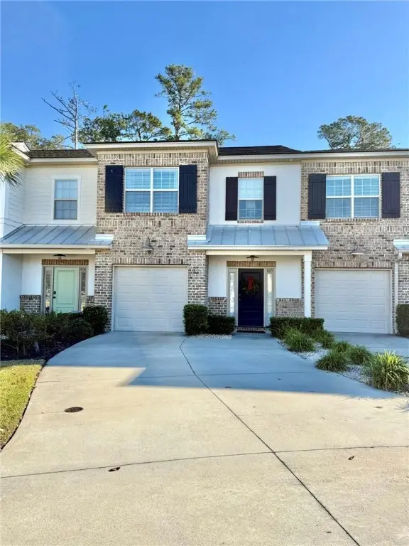805 Mariners Cir