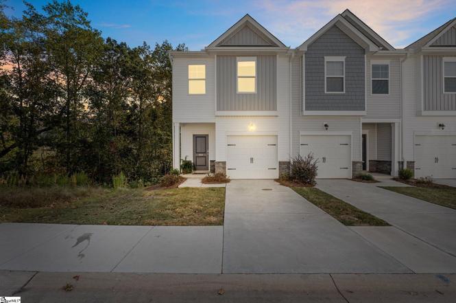 314 Highline Trl