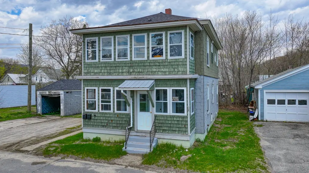 12 Brown St