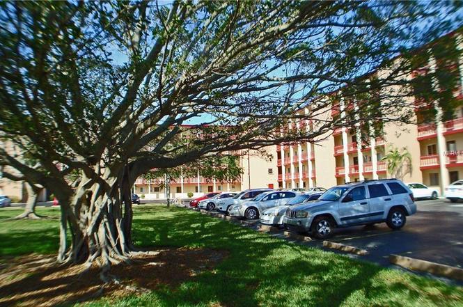 4149 Lake Bayshore Dr Unit C511