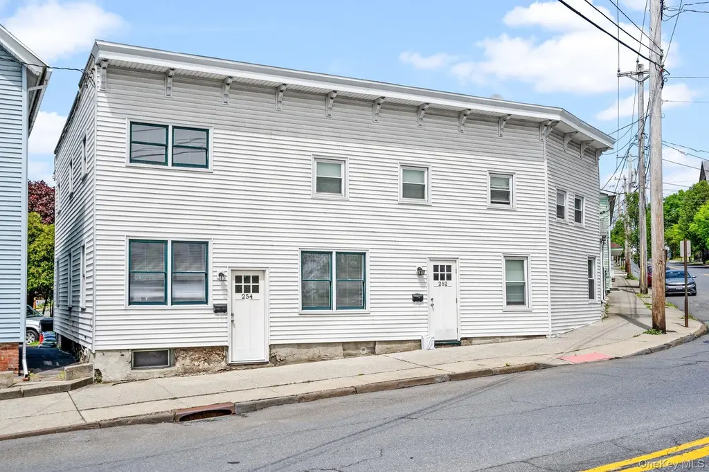 252-254 Partition St