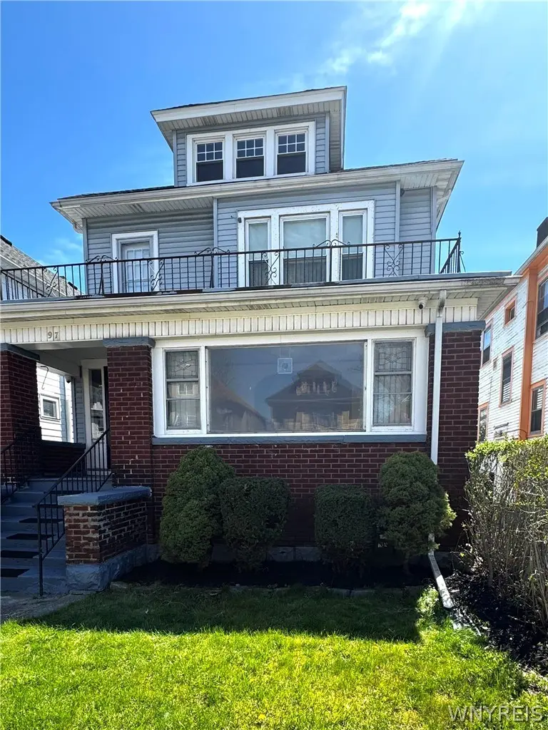 97 Brunswick Blvd Blvd