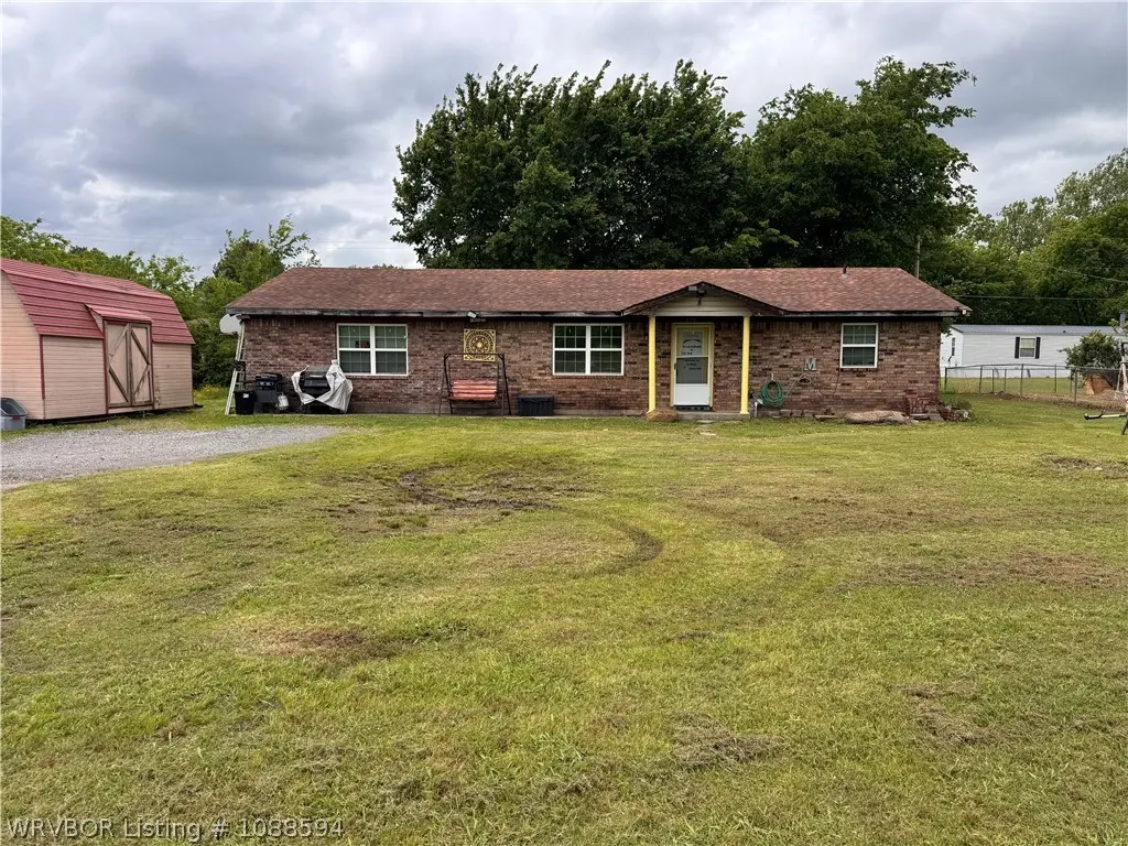 404 Airport Rd