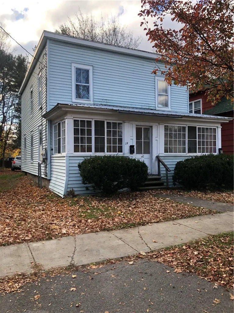 19 Fonda Ave #2
