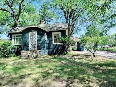360 W Hume Ave
