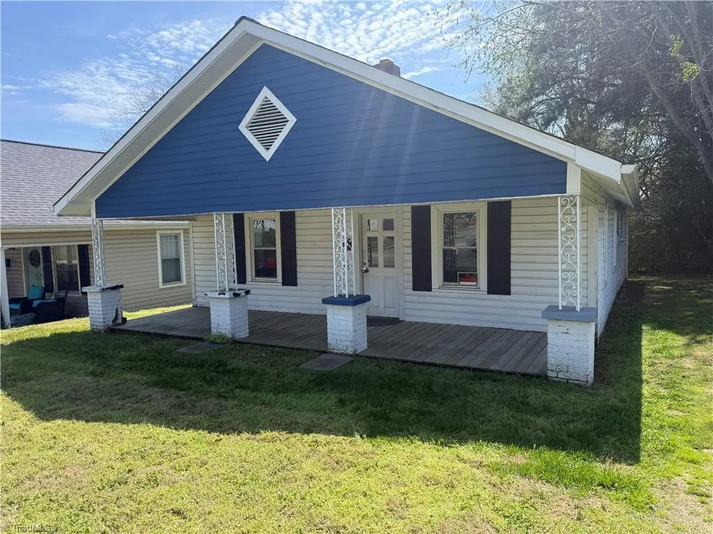 213 W Decatur St