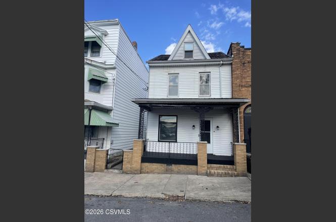 21 N Chestnut St