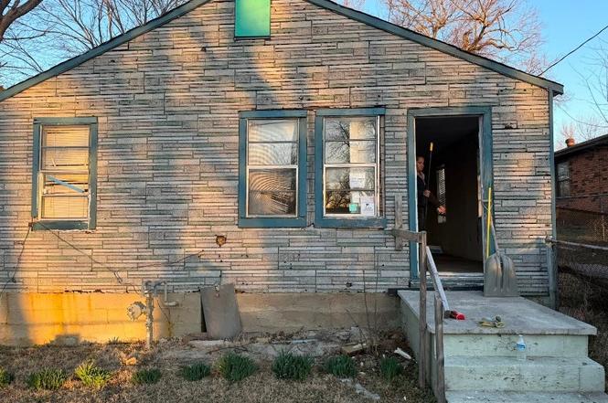 4527 S Waco Ave