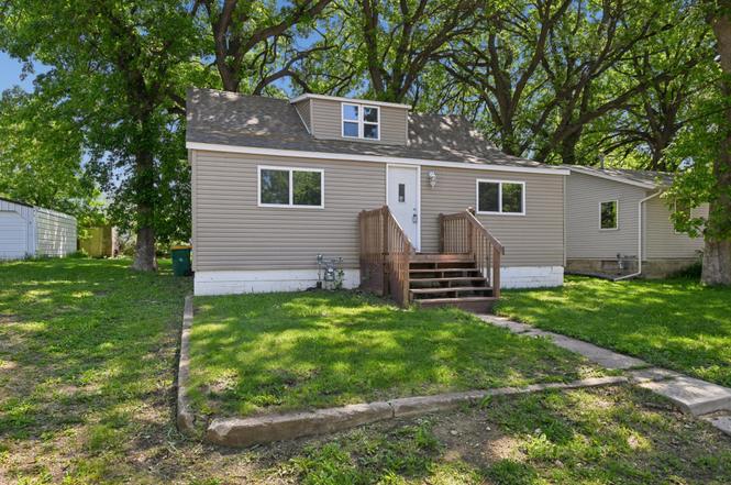108 Maple St