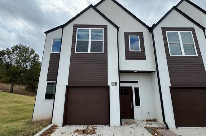 3402 Redbud Ln