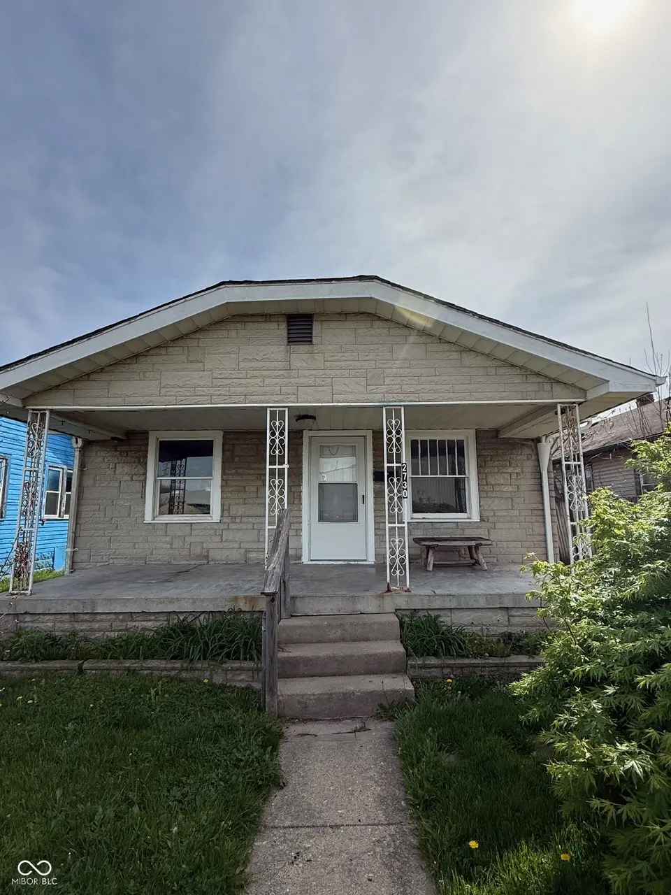 2730 Noble St