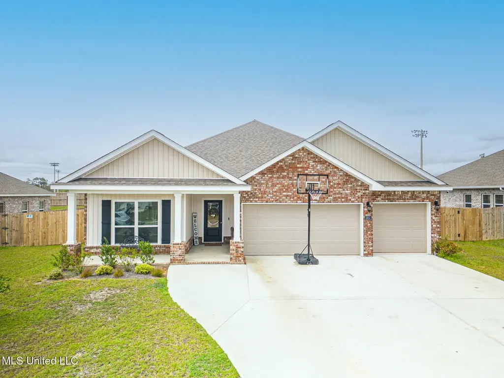 5251 Fairbury Way