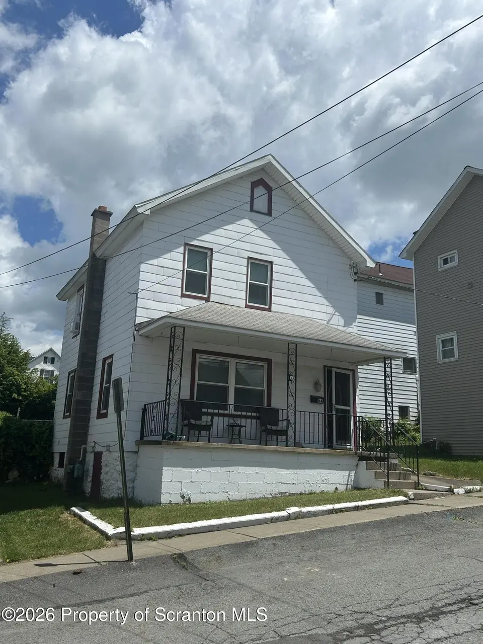 6A Cherry Ave