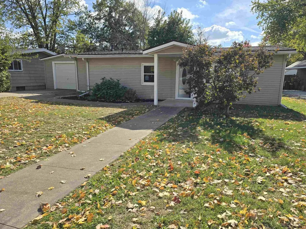 131 W Barsi Blvd