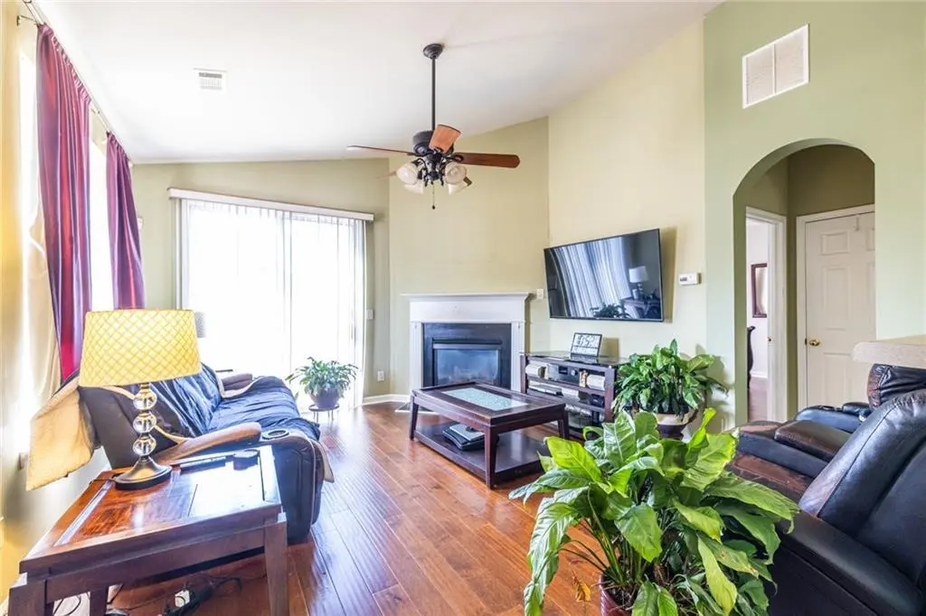 806 Hartstone Ct