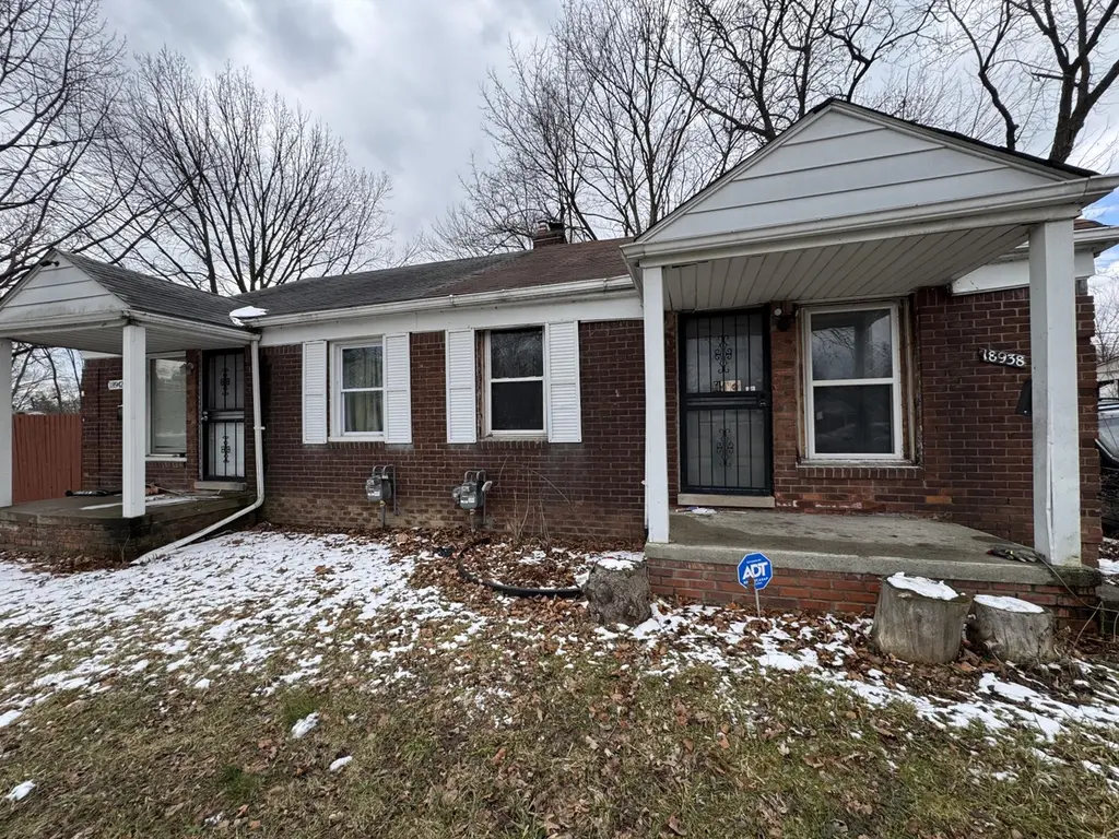 18938 Moross Rd