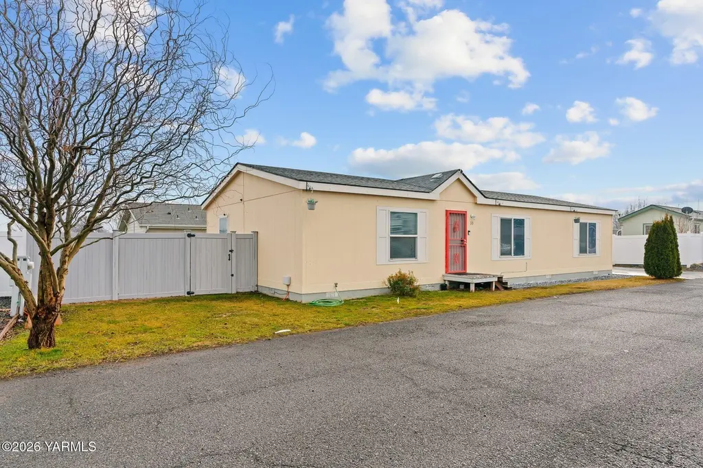 2802 S 5th Ave #33