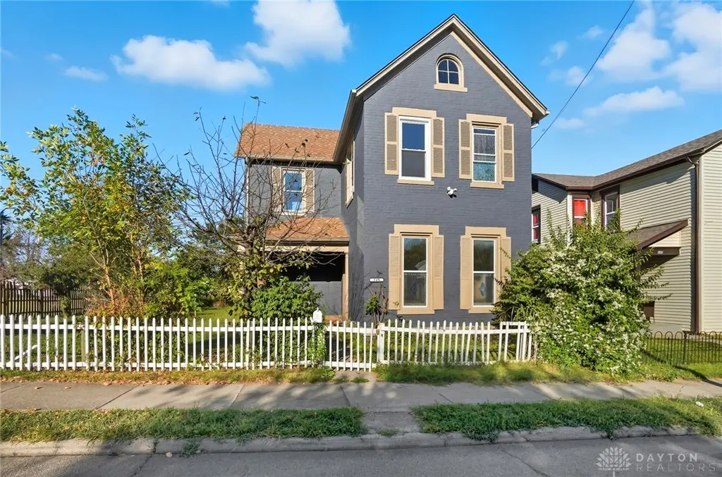149 Boltin St