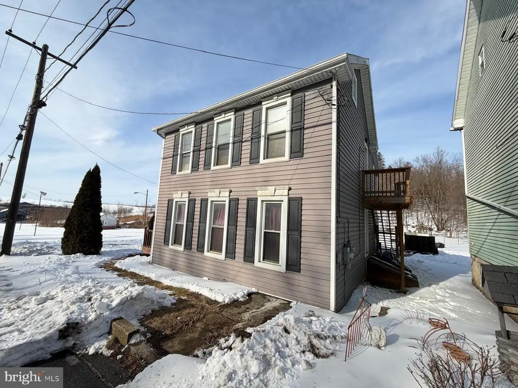 823 West Main St