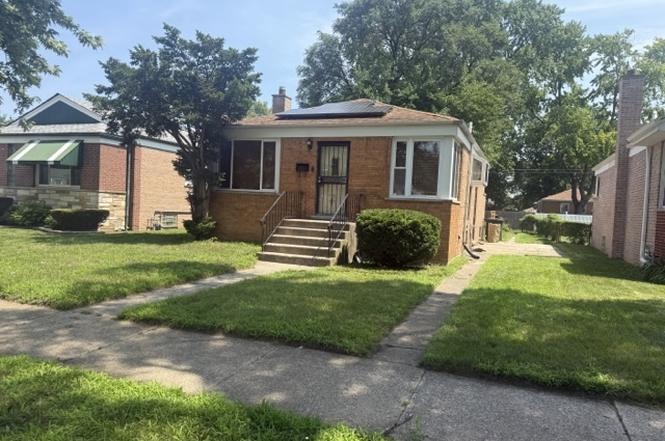 14405 Woodlawn Ave