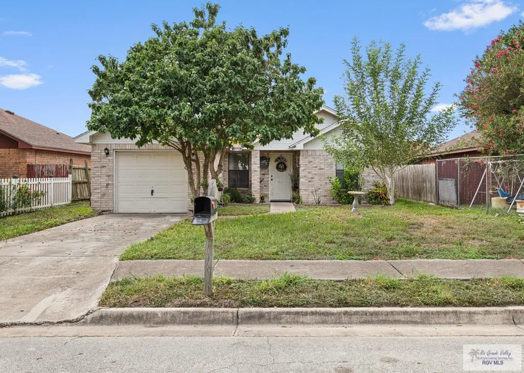 618 Mandarine Ln